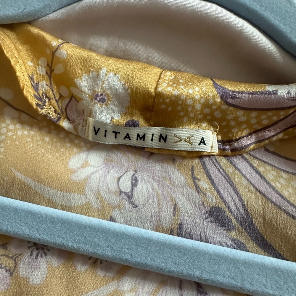 ☀️🌼 Vitamin A Yellow Floral Kimono Cardigan – One Size 🌼☀️ - Picture 4 of 7